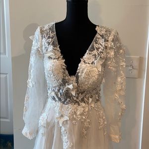 NWOT Long Sleeve White Wedding Dress Size 8